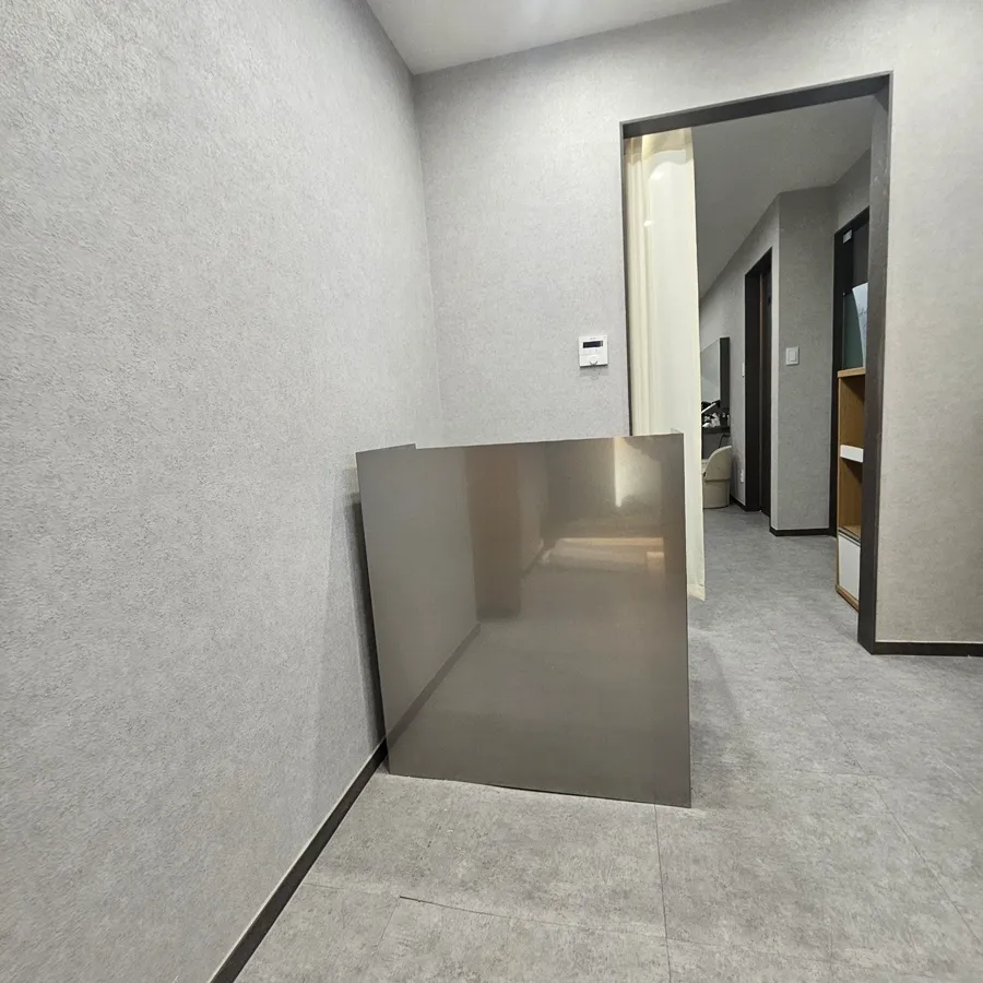 명동 매장 스테인리스 카운터 제작 후기 - 포스코 2T 바이브레이션으로 고급스럽게! 시공사례 사진