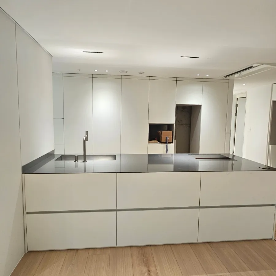 금고동 힐스테이트 대면형 아일랜드 스테인리스 상판 시공후기 - 싱크대장김상진 시공사례 사진