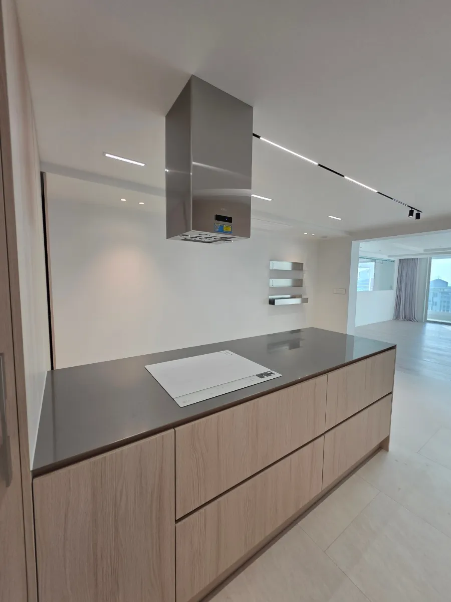 용인 연원마을 스테인리스 싱크대 상판 시공 후기 - 까다로운 현장도 완벽하게! 시공사례 사진